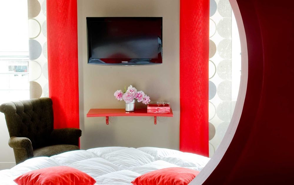 Hotel Spa Frederic Carrion Et Sa Table Gastronomique Viré Kültér fotó