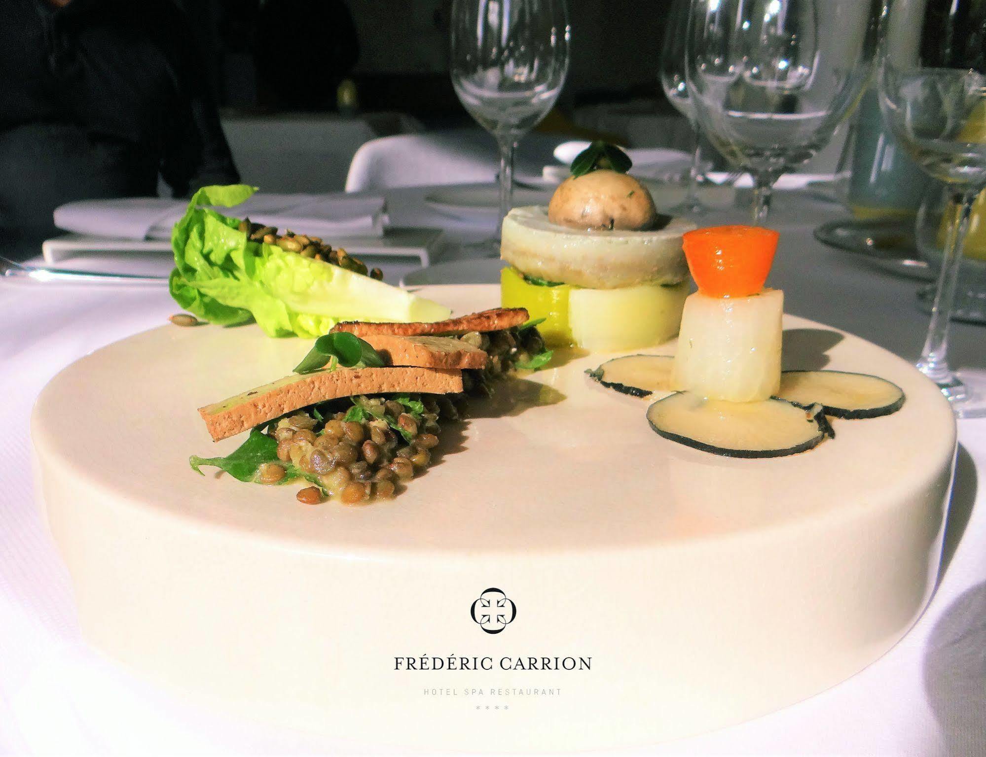 Hotel Spa Frederic Carrion Et Sa Table Gastronomique Viré Kültér fotó