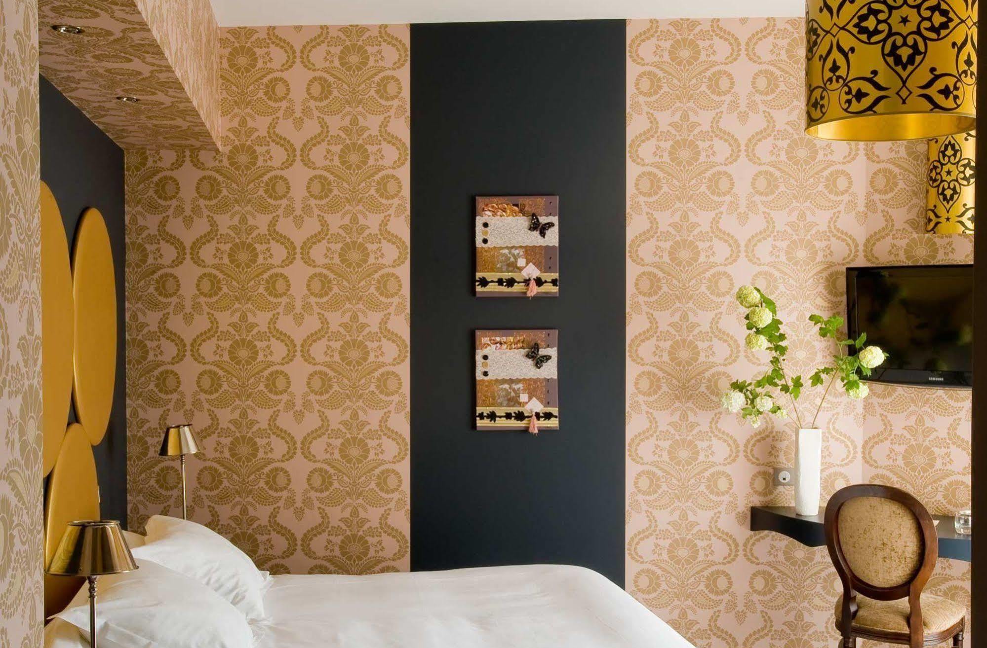Hotel Spa Frederic Carrion Et Sa Table Gastronomique Viré Kültér fotó