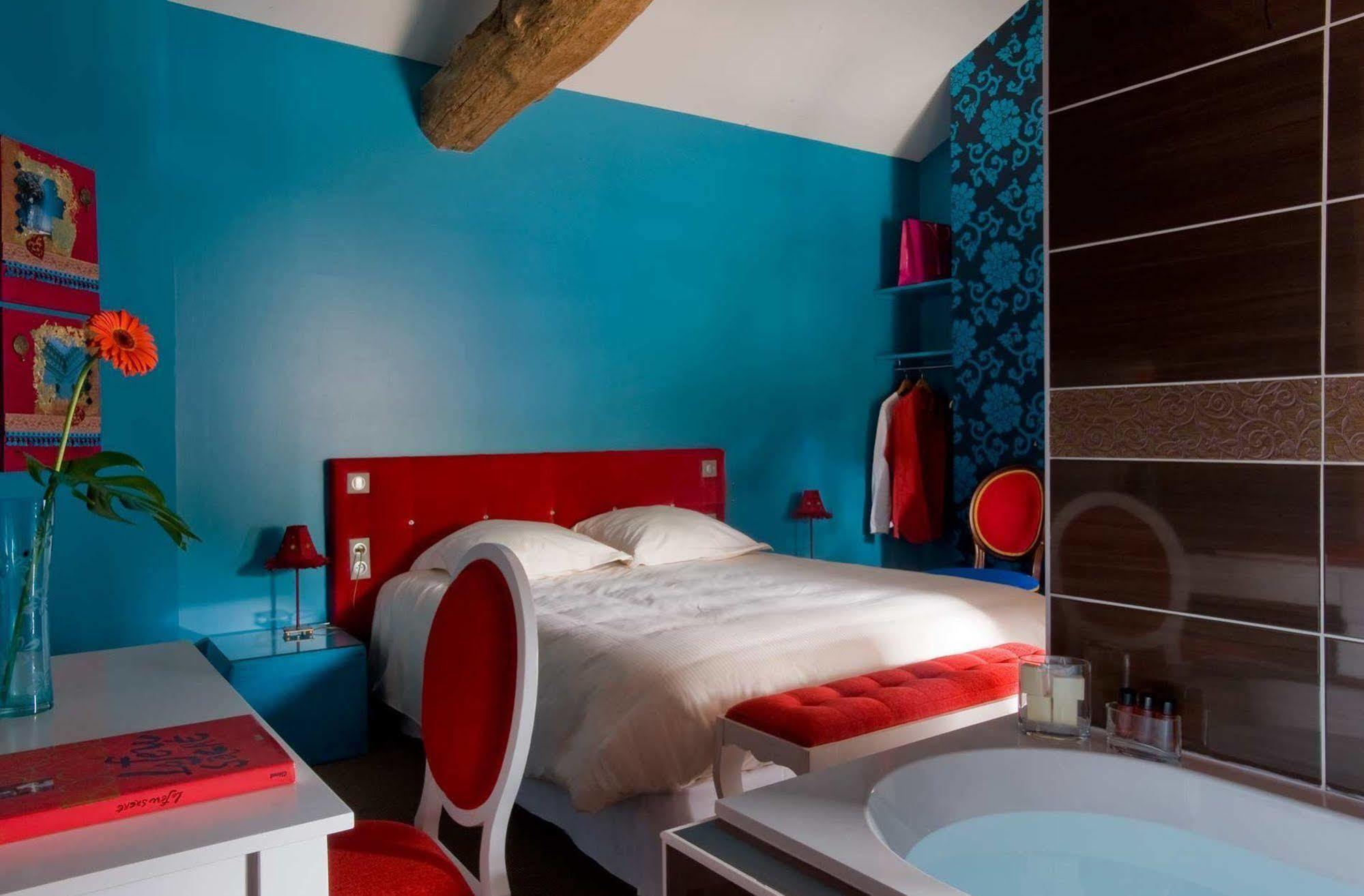 Hotel Spa Frederic Carrion Et Sa Table Gastronomique Viré Kültér fotó