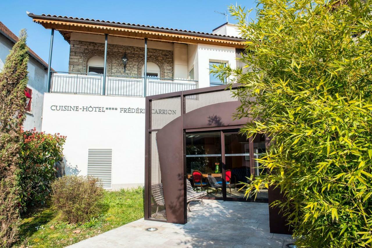 Hotel Spa Frederic Carrion Et Sa Table Gastronomique Viré Kültér fotó