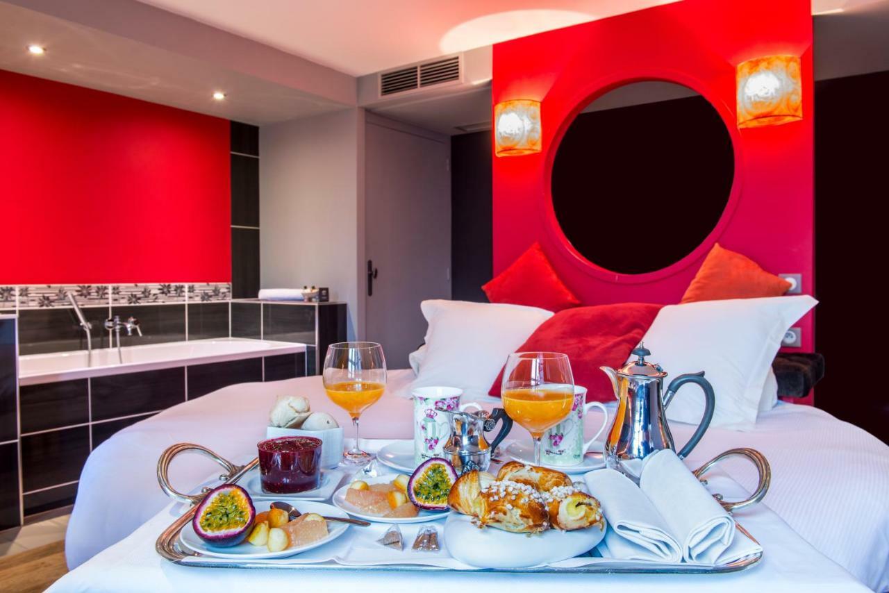 Hotel Spa Frederic Carrion Et Sa Table Gastronomique Viré Kültér fotó